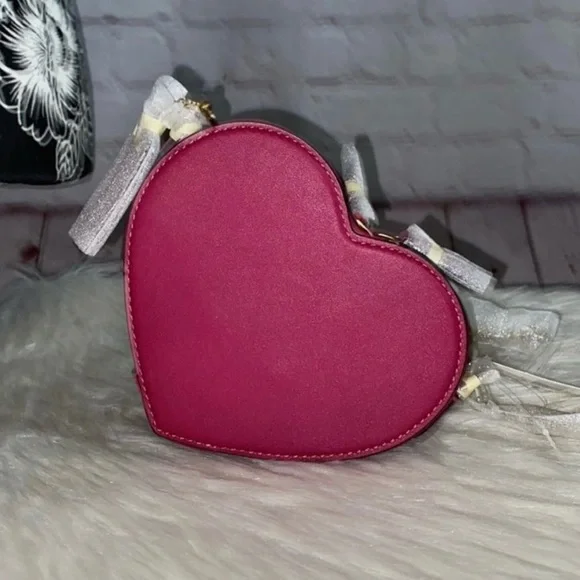 Coach HEART Shaped Xbody/Card Case 2pc Set - Picture 5 of 9